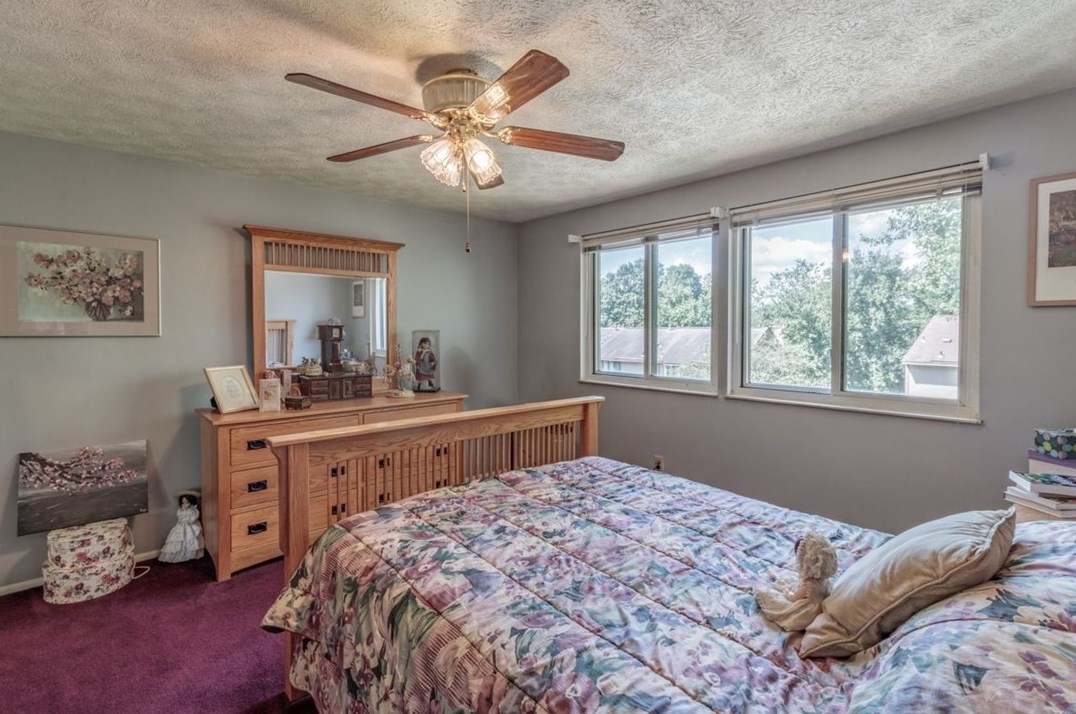 636 Deer Watch Rd, Bridgeville PA  15017-1149 exterior