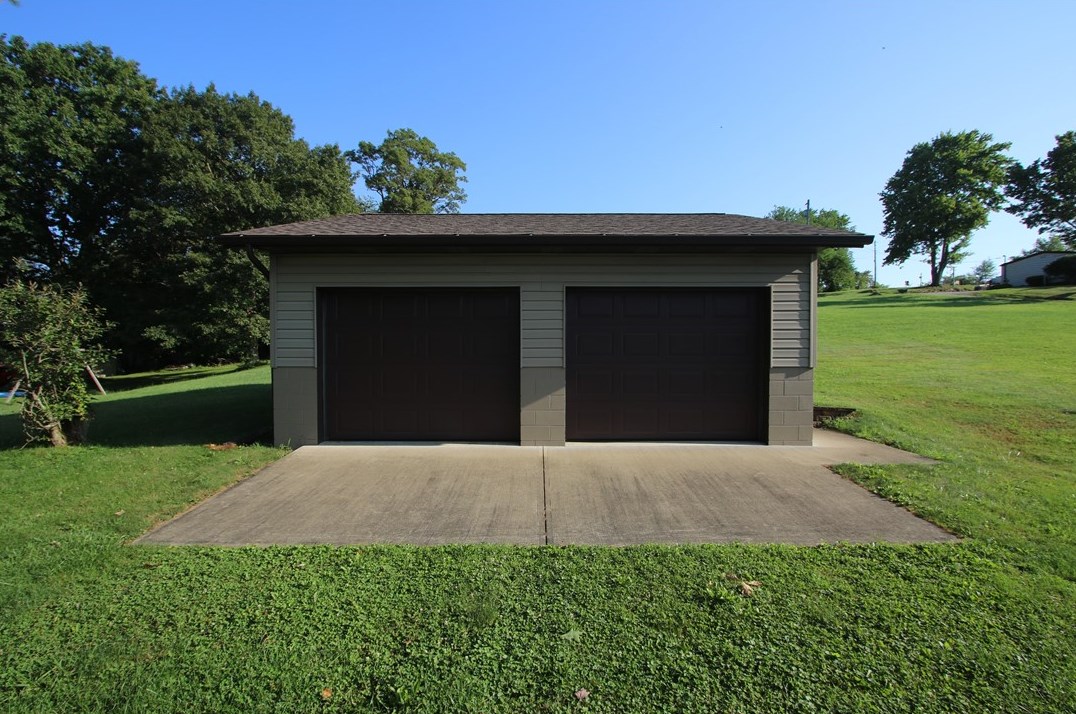 429 Constitution St, Perryopolis PA 15473-5347 exterior