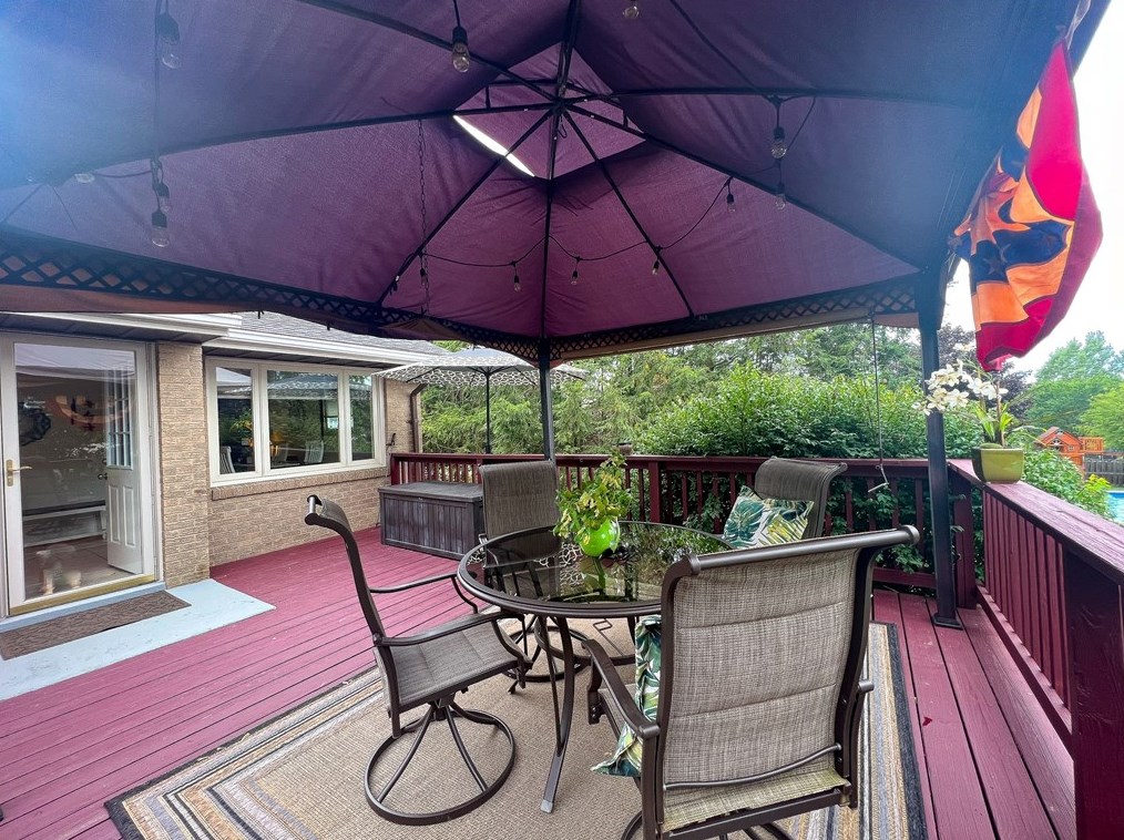 111 Hilltop Dr, Butler PA 16001-1675 exterior