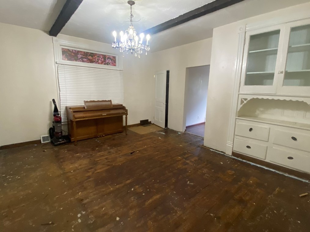 611 3 St, Monroeville PA 15140-1518 exterior