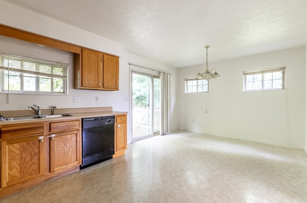 2206 Hyer Ave, North Versailles PA 15137-1182 exterior