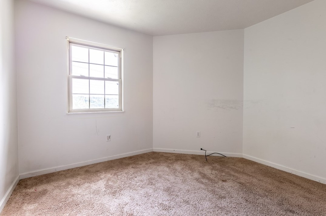 2206 Hyer Ave, North Versailles PA 15137-1182 exterior