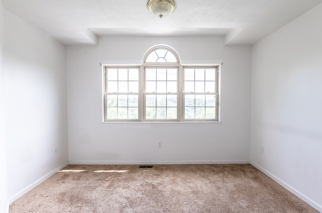 2206 Hyer Ave, North Versailles PA 15137-1182 exterior