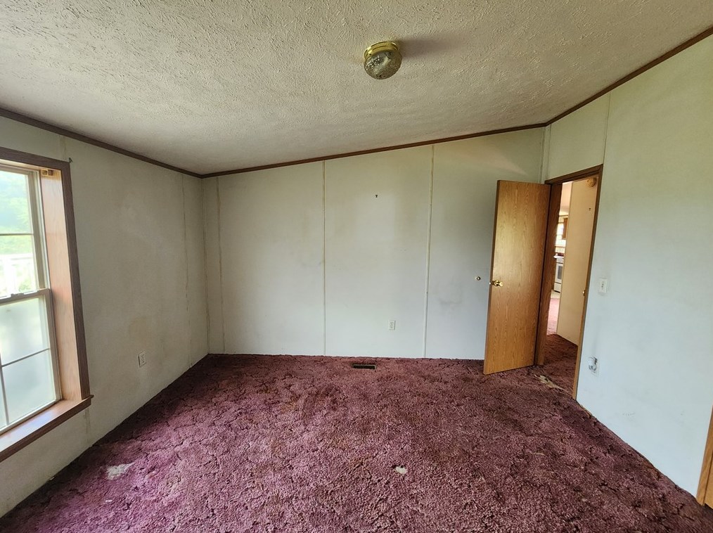 1256 Amity Rdg Rd, Washington PA 15301-6444 exterior