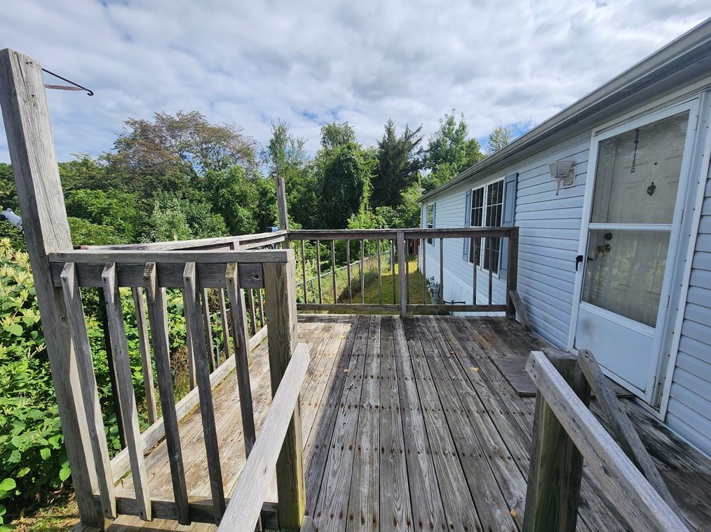 1256 Amity Rdg Rd, Washington PA 15301-6444 exterior