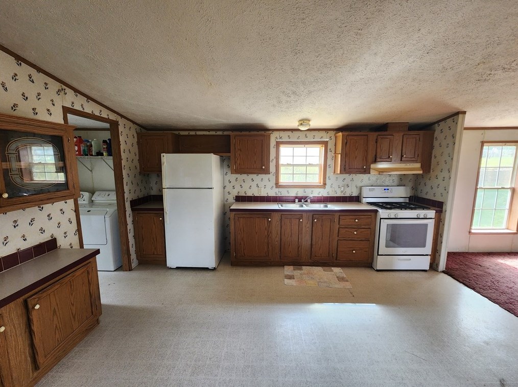 1256 Amity Rdg Rd, Washington PA 15301-6444 exterior