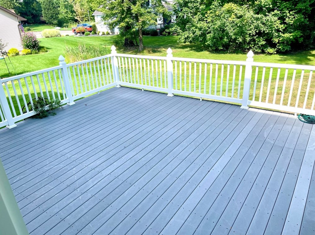 3320 Long Branch Dr, New Castle PA  16105-2926 exterior