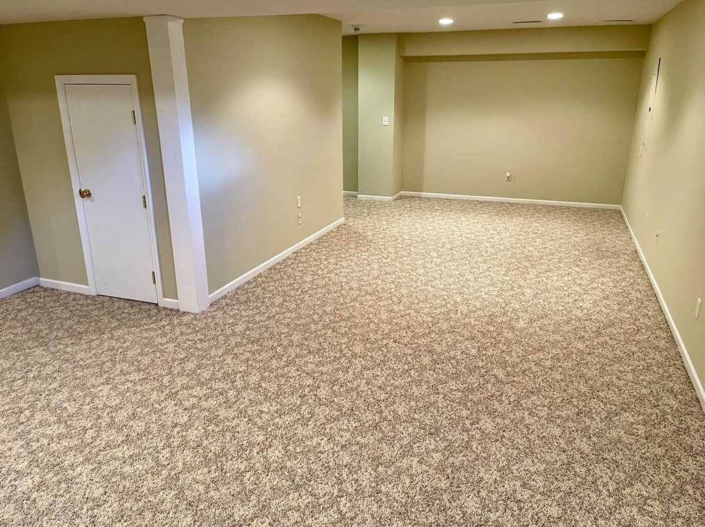 3320 Long Branch Dr, New Castle PA  16105-2926 exterior