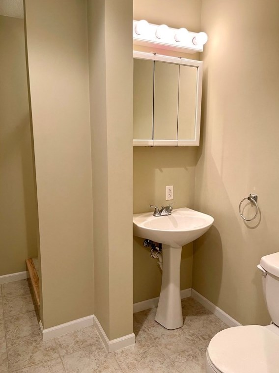 3320 Long Branch Dr, New Castle PA  16105-2926 exterior