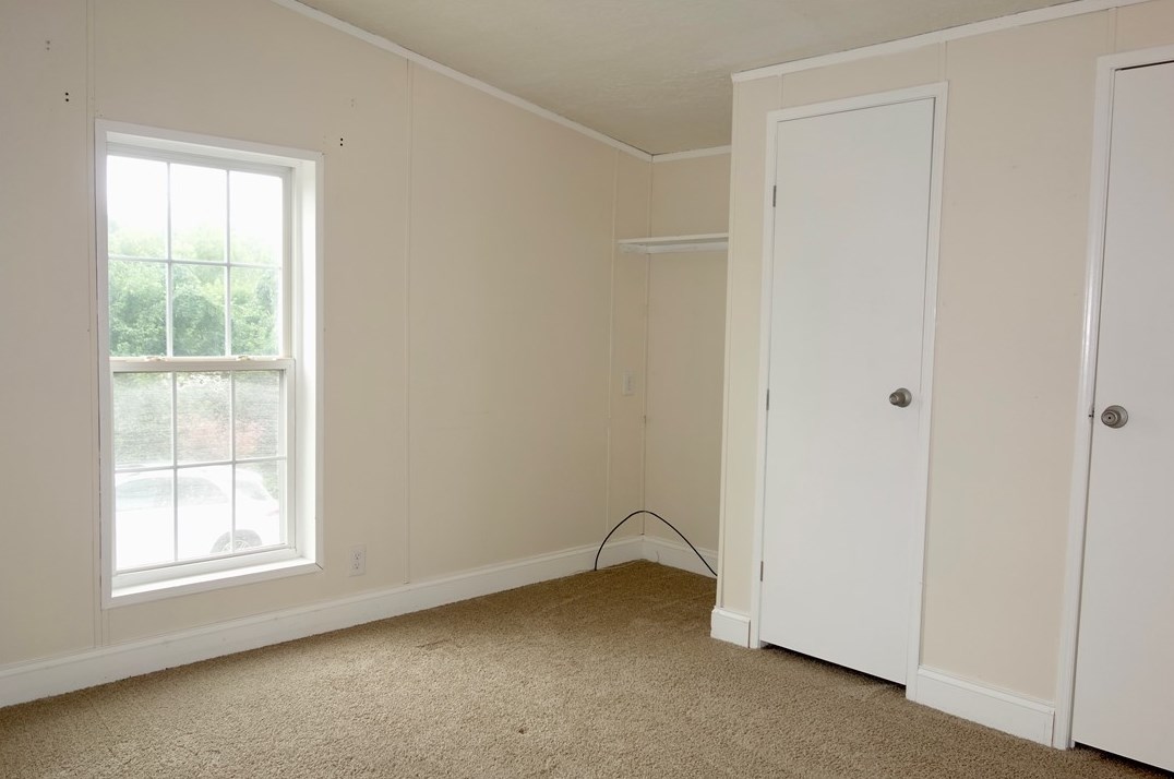 1230 Mounts Rd, Washington PA 15301-8540 exterior