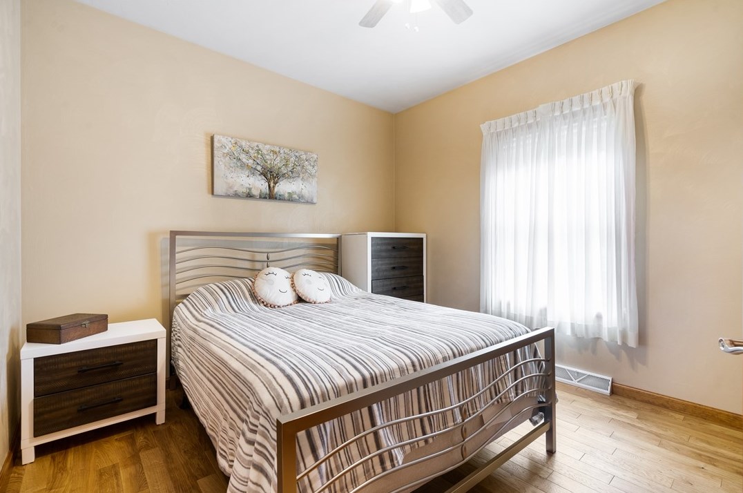 313 Brandywine Dr, North Huntingdon PA 15642-9225 exterior