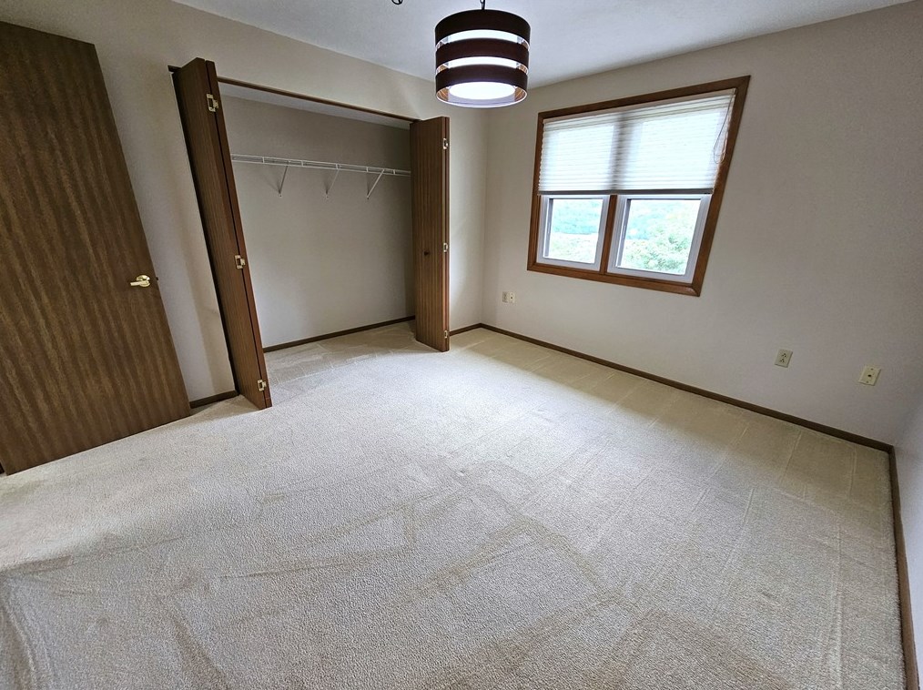 508 Clubhouse Dr, Washington PA  15301-6284 exterior