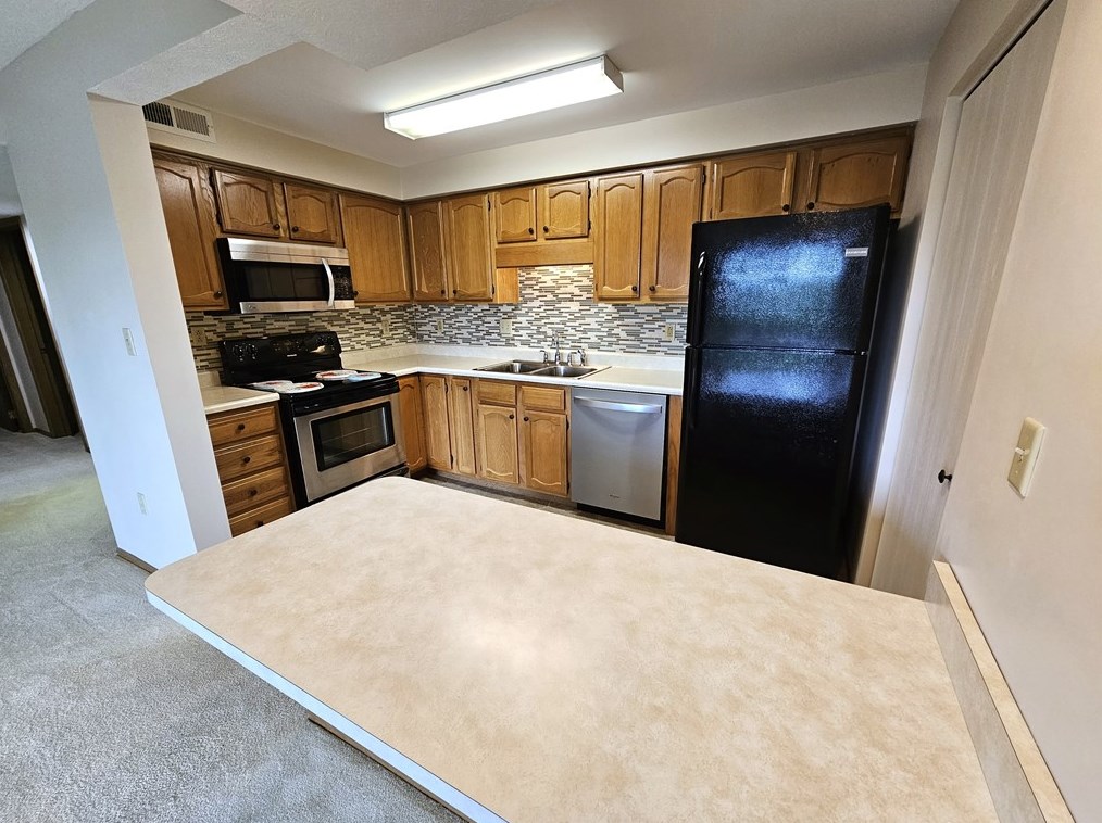 508 Clubhouse Dr, Washington PA  15301-6284 exterior