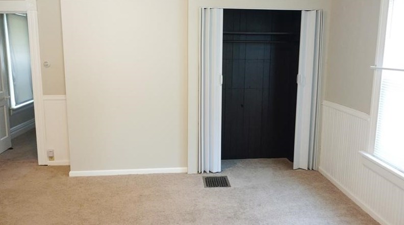 121 Pleasantview Ave, Butler PA 16001-7211 exterior