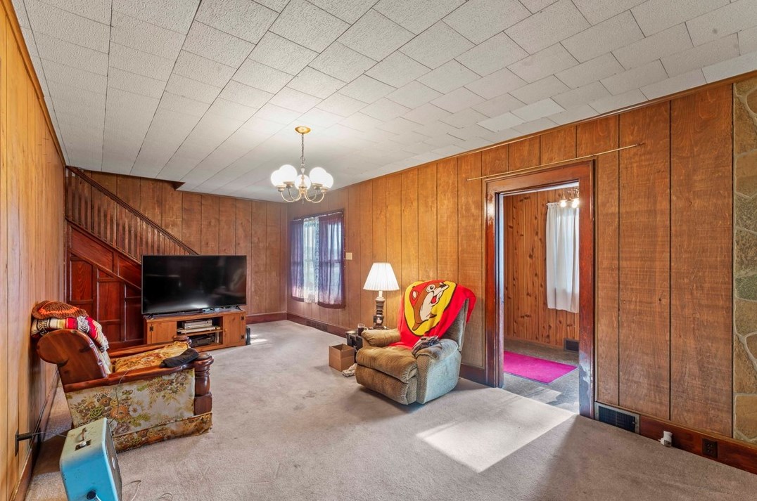 315 Old Plank Rd, Washington PA 15301-9037 exterior