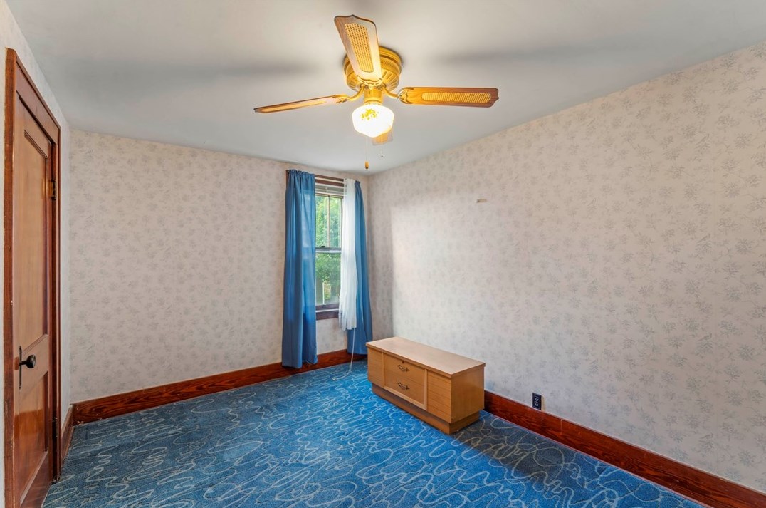 315 Old Plank Rd, Washington PA 15301-9037 exterior