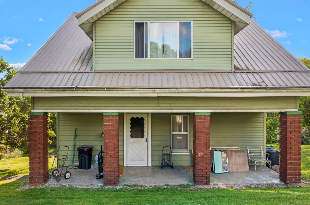 315 Old Plank Rd, Washington PA 15301-9037 exterior