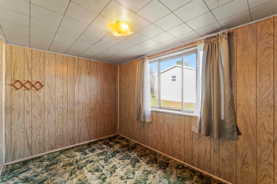 315 Old Plank Rd, Washington PA 15301-9037 exterior