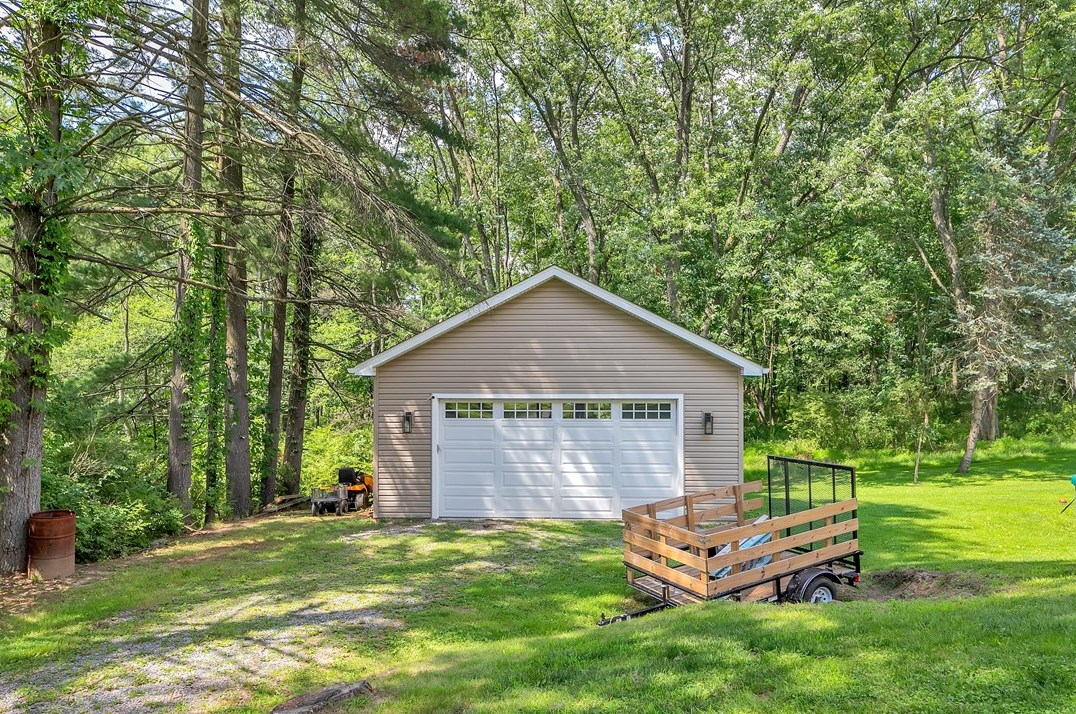 2583 Stonechip Dr, Allison Park PA  15101-2234 exterior