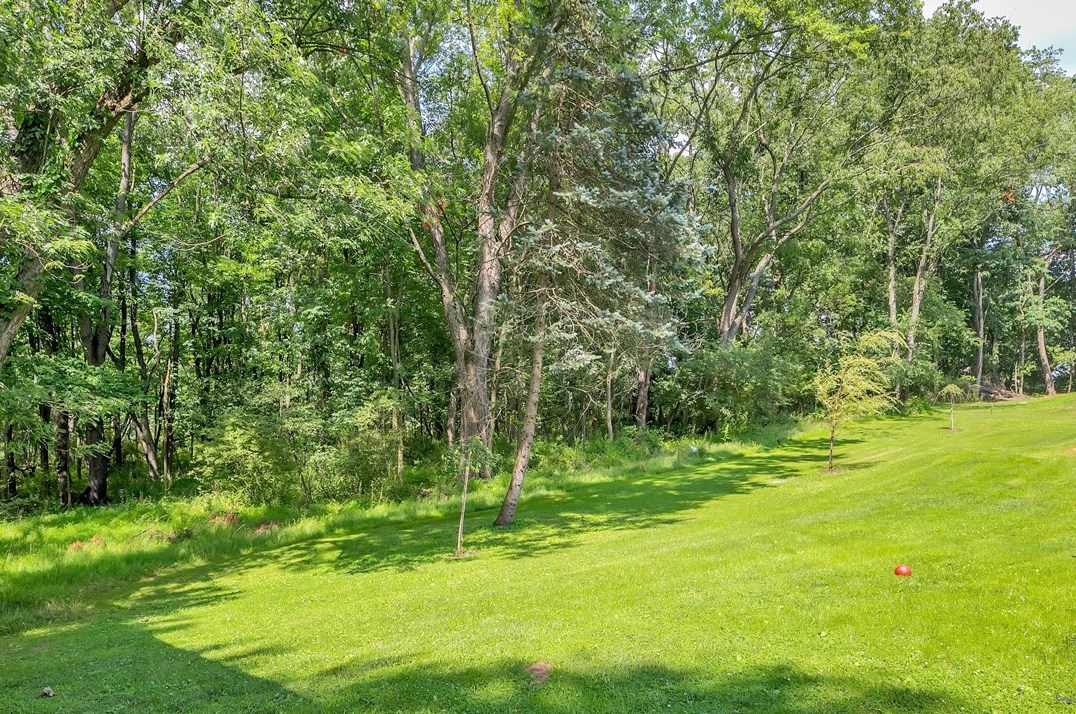 2583 Stonechip Dr, Allison Park PA  15101-2234 exterior