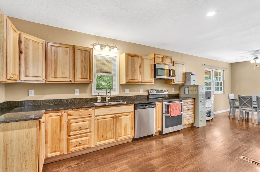 2583 Stonechip Dr, Allison Park PA  15101-2234 exterior