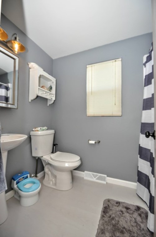 550 Mcclane Farm Rd, Washington PA  15301-6125 exterior