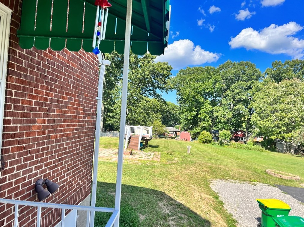 210 Rural Dr, Butler PA 16001-2559 exterior