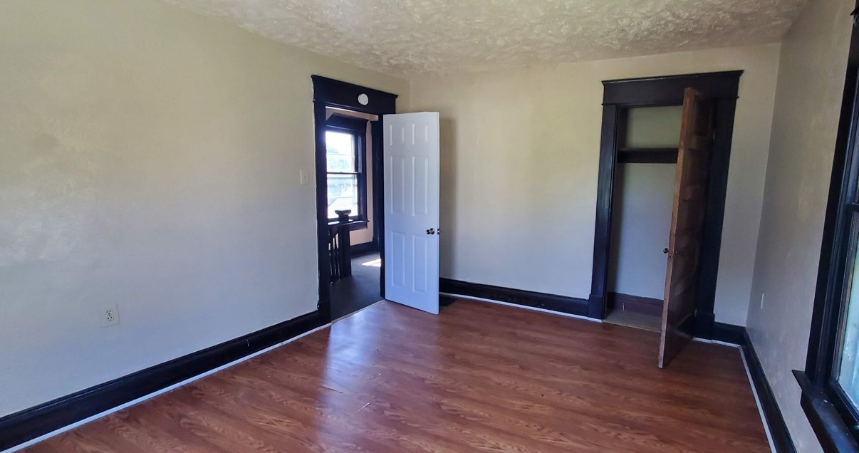 636 Ray St, New Castle PA  16101-4240 exterior