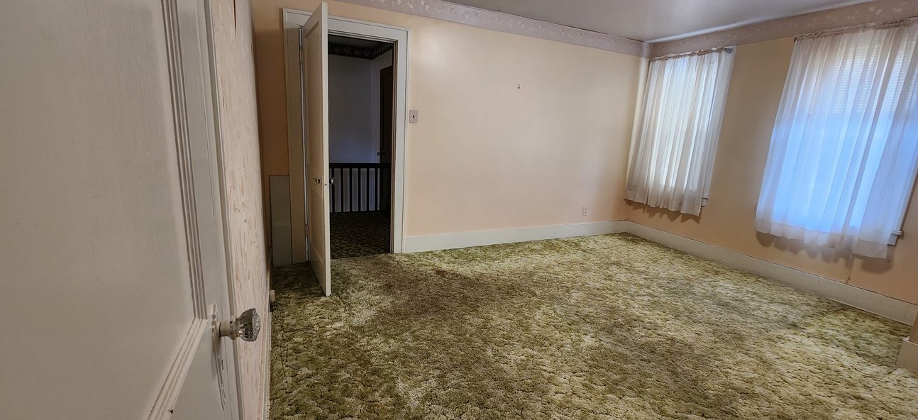 710 Donnan Ave, Washington PA 15301-3815 exterior