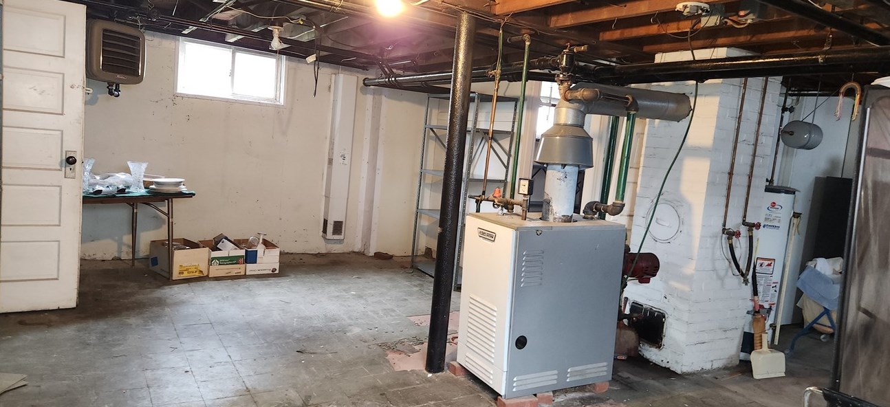 710 Donnan Ave, Washington PA 15301-3815 exterior