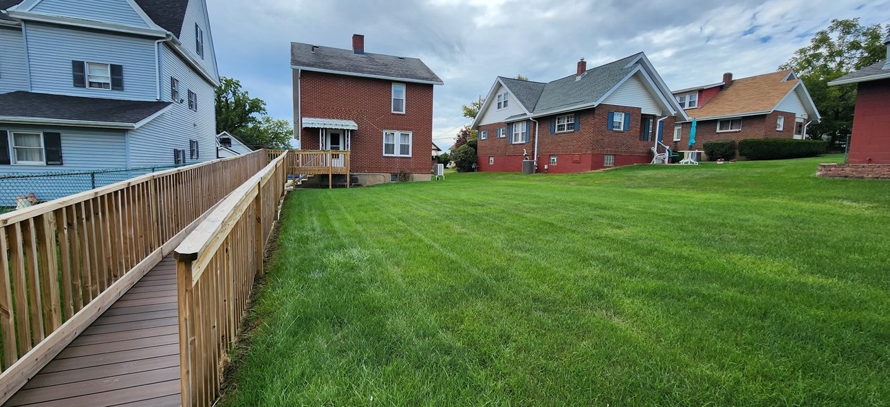 710 Donnan Ave, Washington PA 15301-3815 exterior