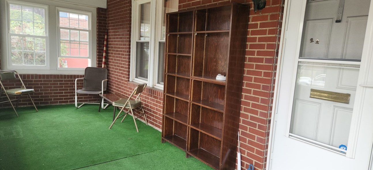 710 Donnan Ave, Washington PA 15301-3815 exterior