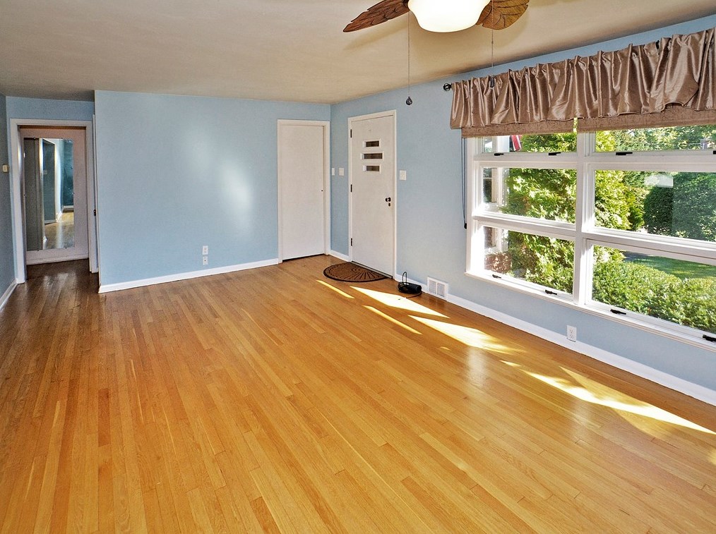 710 Santone Dr, Greensburg PA  15601-4674 exterior