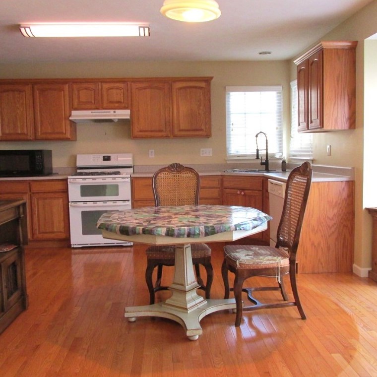 183 Blue Grass Cir, Monroeville PA 15146-3048 exterior