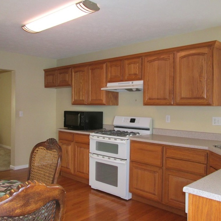 183 Blue Grass Cir, Monroeville PA 15146-3048 exterior