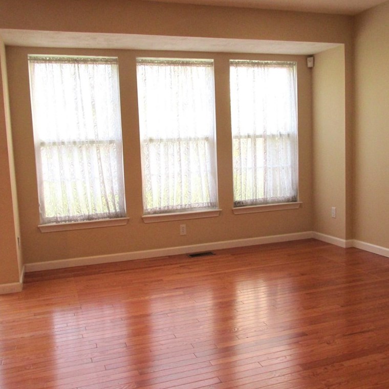 183 Blue Grass Cir, Monroeville PA 15146-3048 exterior