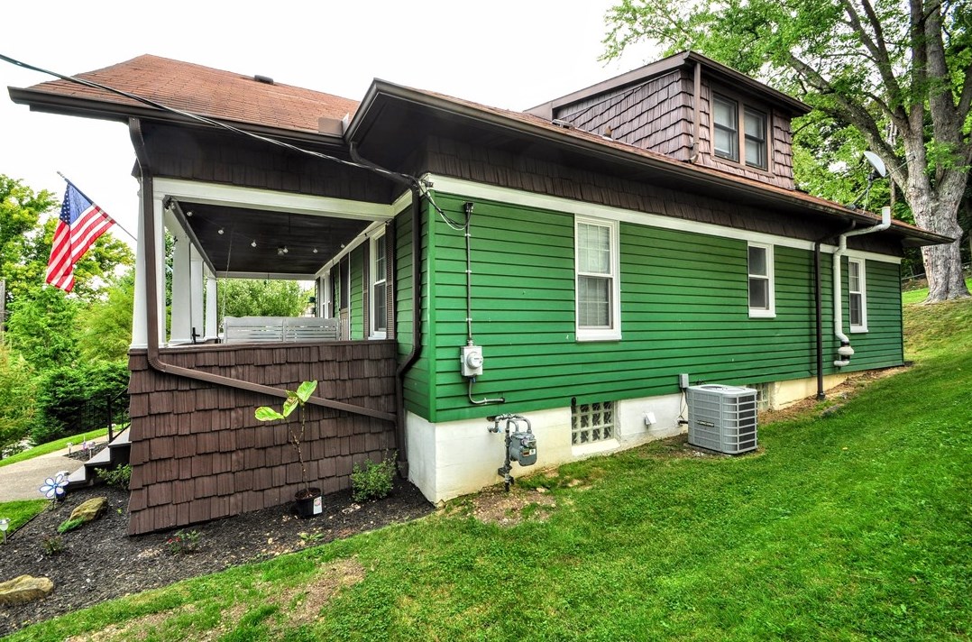 30 Huffman Ave, Washington PA  15301-6319 exterior