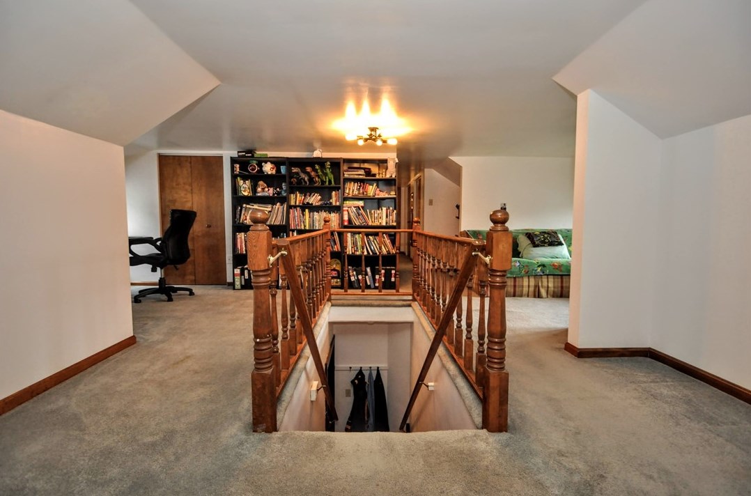 30 Huffman Ave, Washington PA  15301-6319 exterior