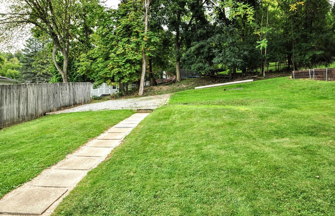 30 Huffman Ave, Washington PA  15301-6319 exterior