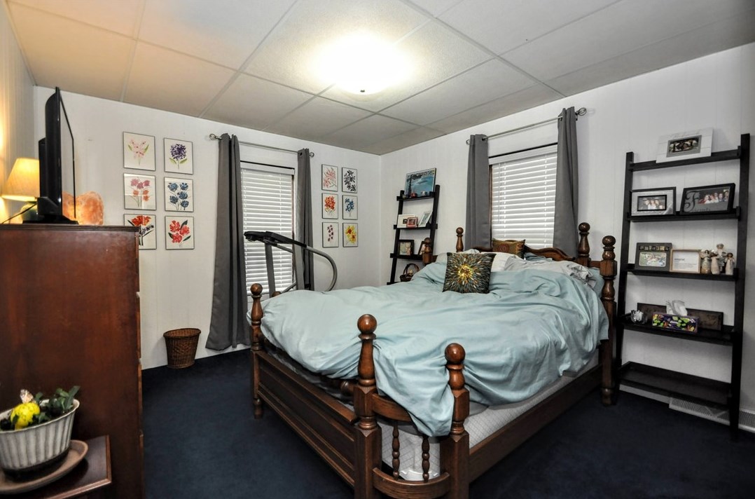 30 Huffman Ave, Washington PA  15301-6319 exterior