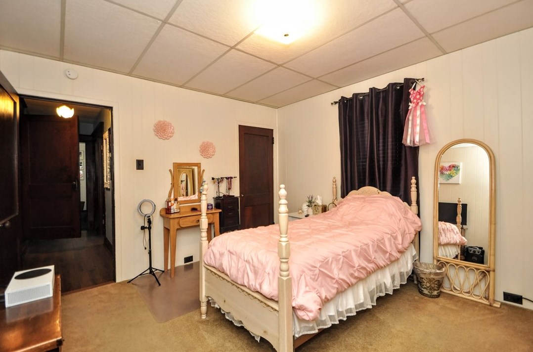 30 Huffman Ave, Washington PA  15301-6319 exterior