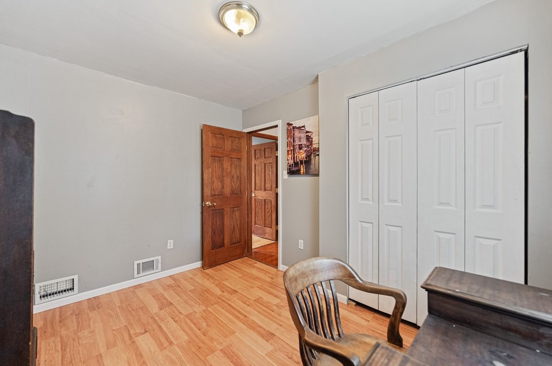 54 Highland Ridge Rd, Washington PA 15301-8591 exterior