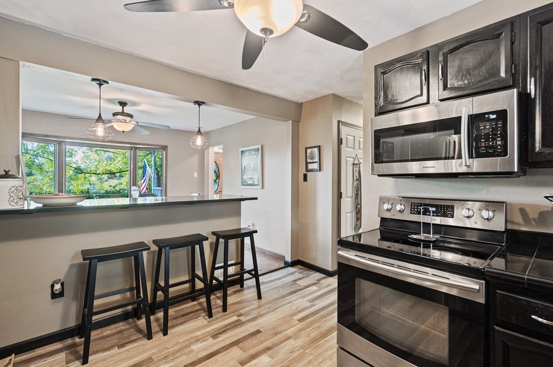 54 Highland Ridge Rd, Washington PA 15301-8591 exterior