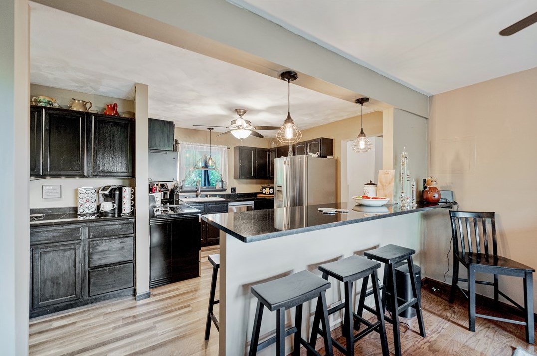 54 Highland Ridge Rd, Washington PA 15301-8591 exterior