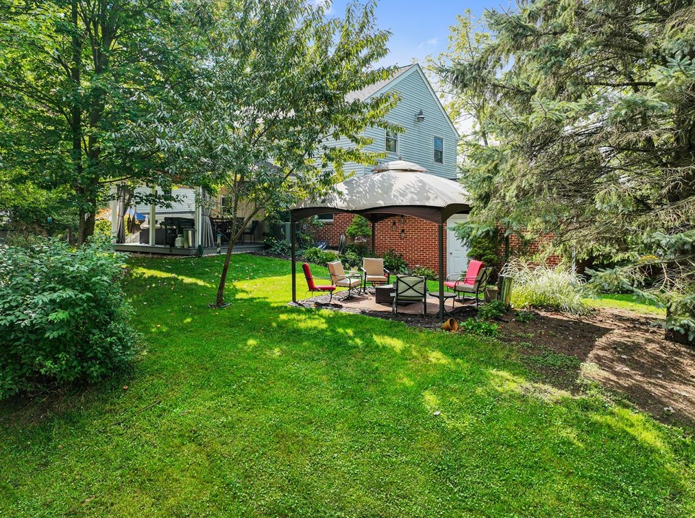 54 Highland Ridge Rd, Washington PA 15301-8591 exterior