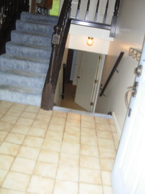 107 Oak Pointe Dr, Monroeville PA  15146-2950 exterior