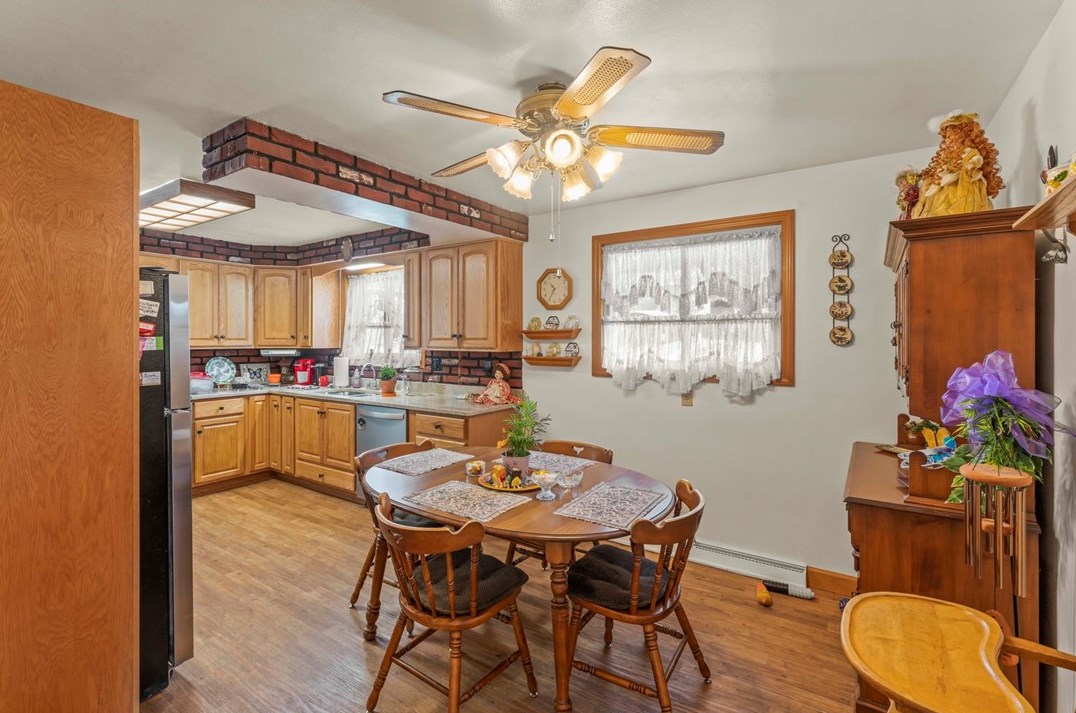 725 Summerlea Ave, Washington PA 15301-3827 exterior