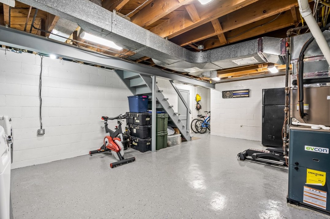 1743 Sample Rd, Allison Park PA  15101-2809 exterior