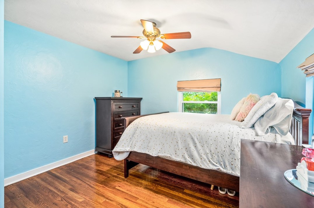 1743 Sample Rd, Allison Park PA  15101-2809 exterior