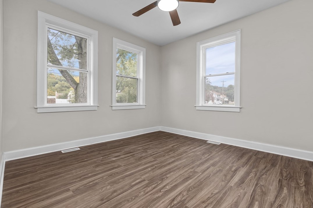 1183 Midland Beaver Rd, Industry PA  15052-1201 exterior